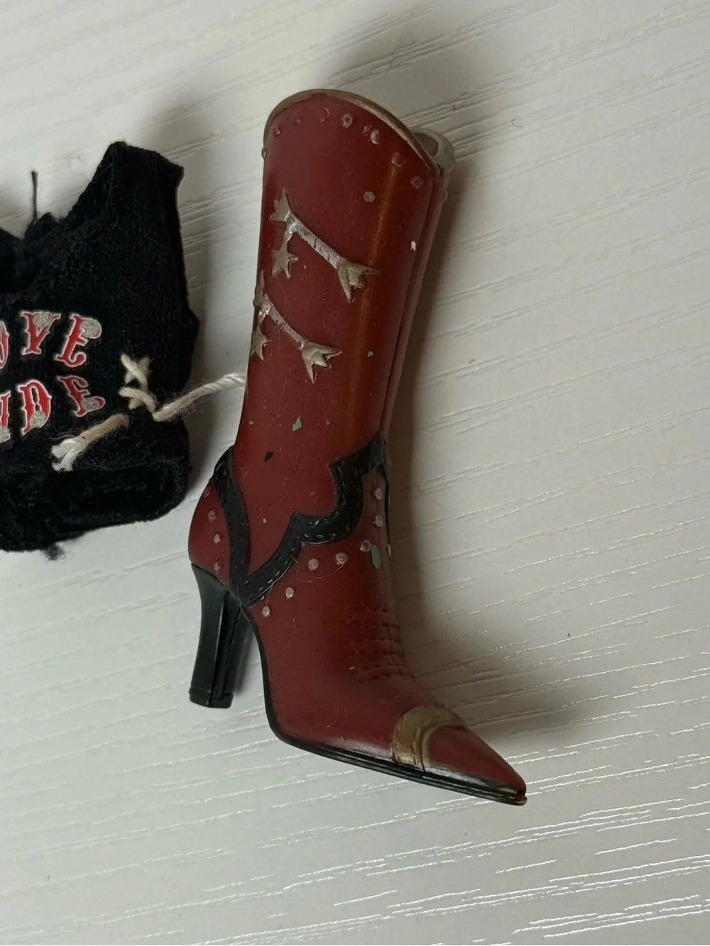 Bratz Wild West Top and a Boot [top is first edition]